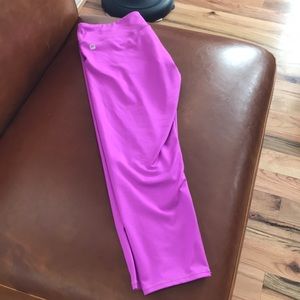 Fabletics Capri leggings